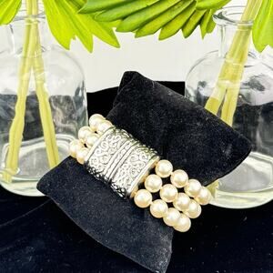 Pearl 3 strand bracelet with scroll design magnetic silver clasp length 7.5”